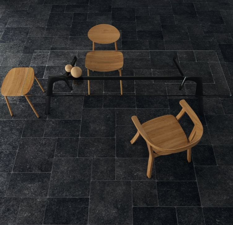 PIERRE BLEU BLACK 30x30