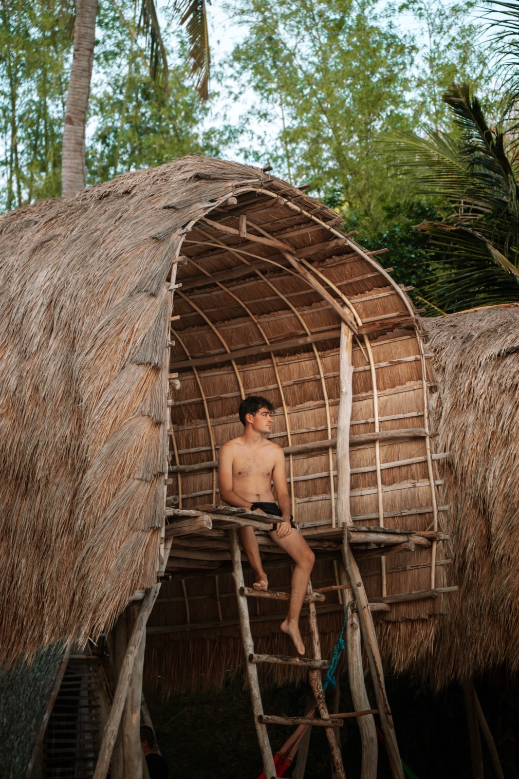 Arlyn Expeditions, frame 4