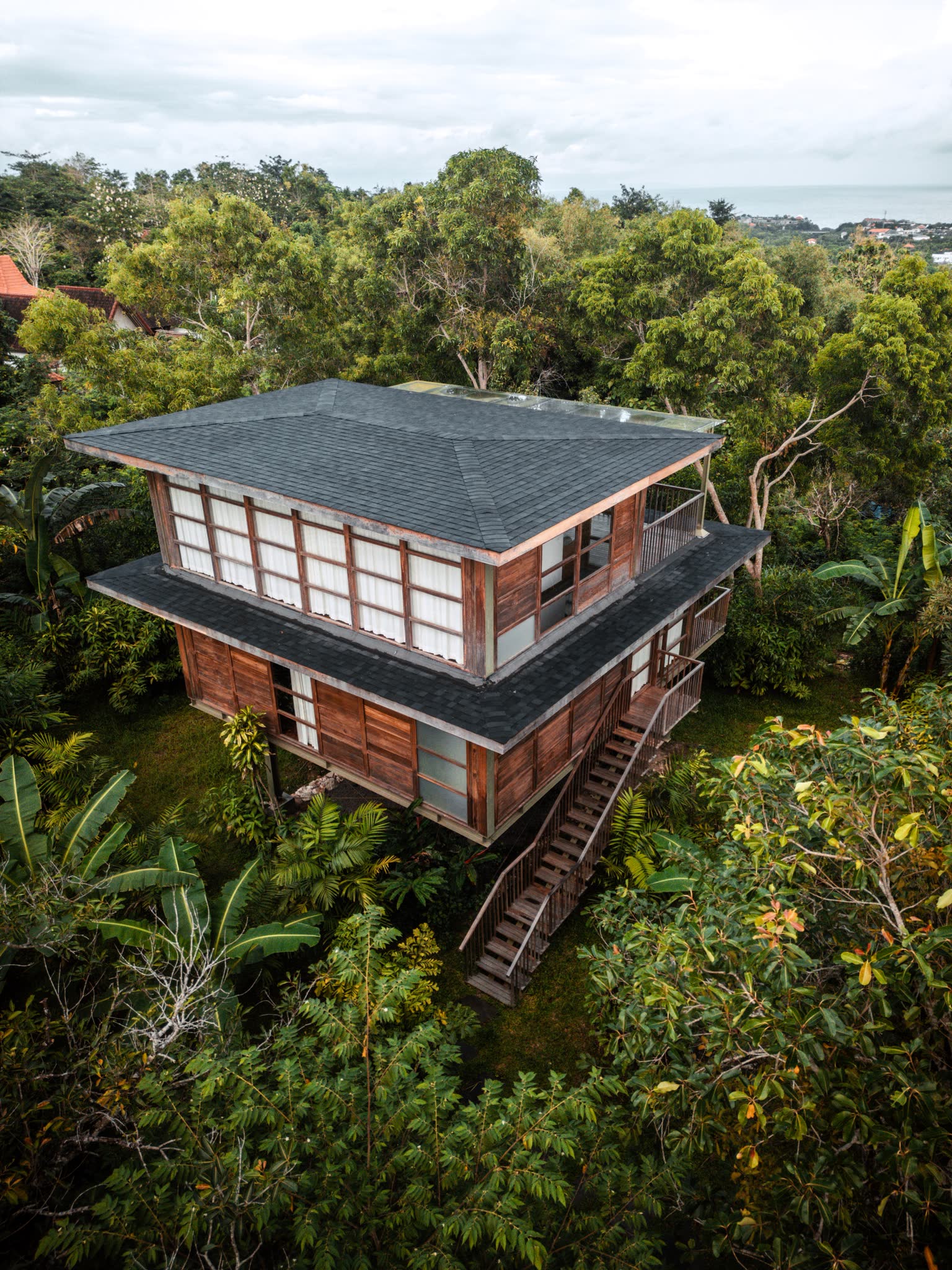 Grün Uluwatu, frame 3