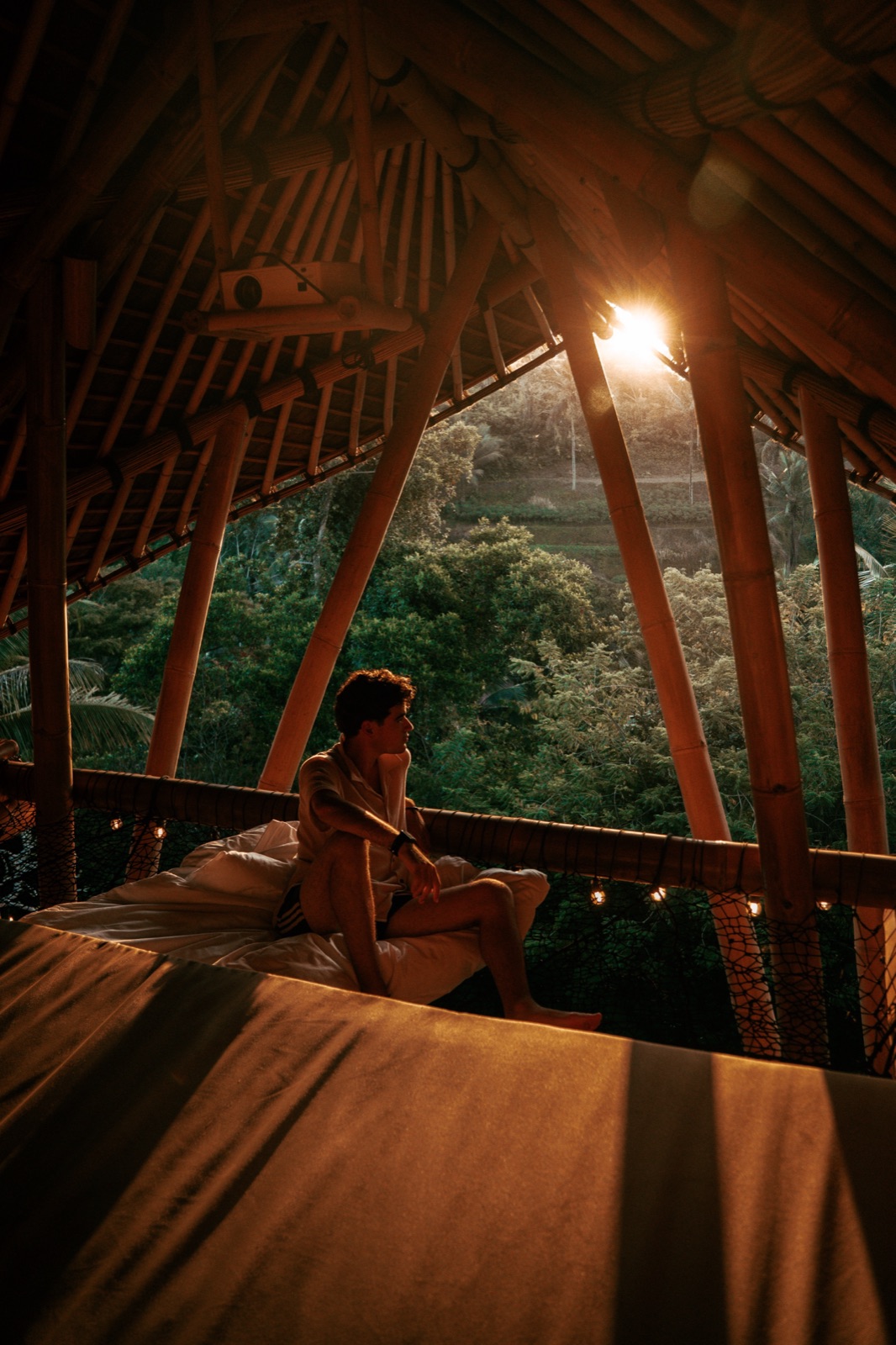 Magic Hills, frame 7